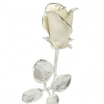 White Capodimonte Porcelain Rosebud: Platinum Trim